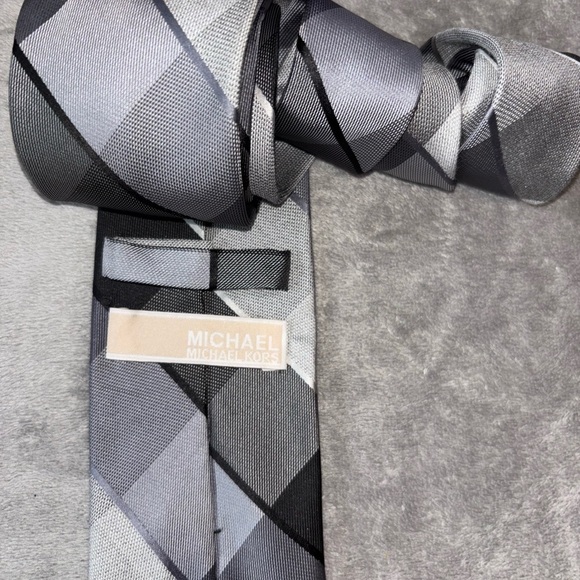 Michael Kors Gray and Black Tie Accessories - Picture 4 of 11